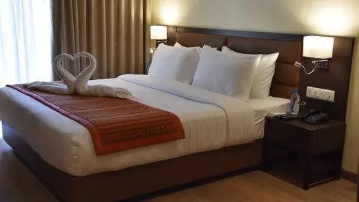 the-fern-Hazel-Suite-Rooms