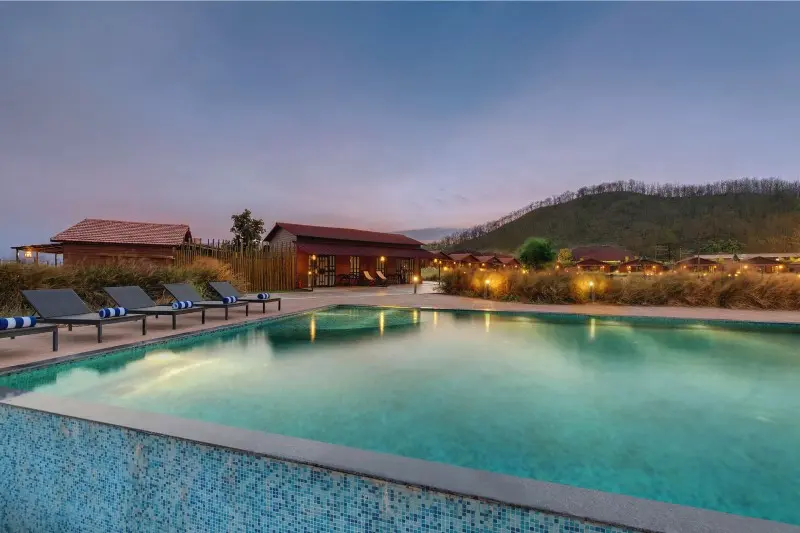 <span   style="color:#ffffff;">Swimming Pool at Statue of Unity</span>