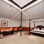 Royal Cottage 3