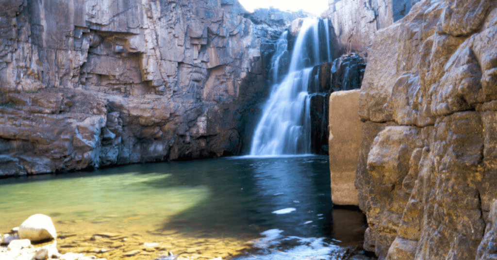 Witness the tropical beauty at Zarwani Waterfalls