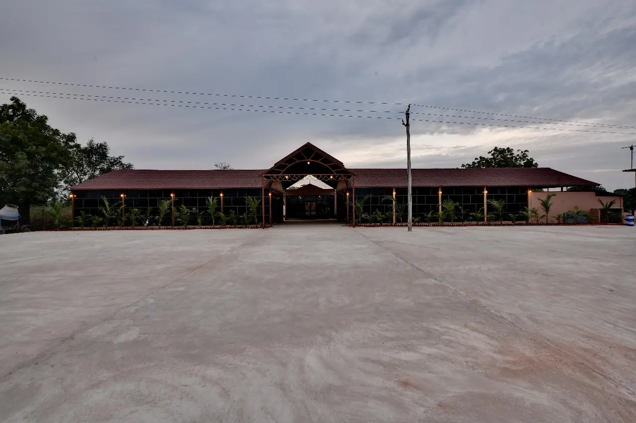 <span   style="color:#ffffff;">Soil to Soul Resort</span>