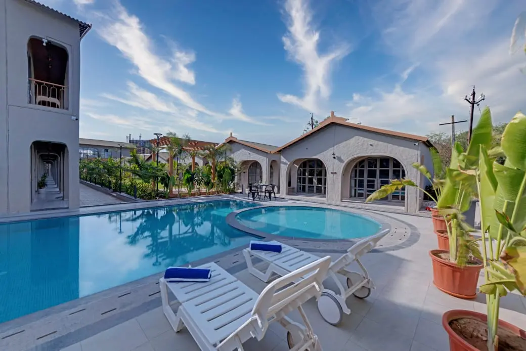 Book Villa Euphoria Resort