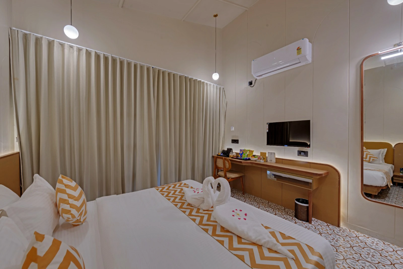 <span  class="uc_style_uc_tiles_grid_image_elementor_uc_items_attribute_title" style="color:#ffffff;">Villa (32)</span>