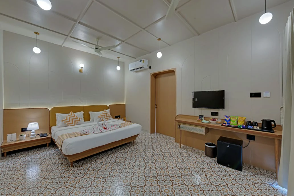 <span  class="uc_style_uc_tiles_grid_image_elementor_uc_items_attribute_title" style="color:#ffffff;">Villa (6)</span>